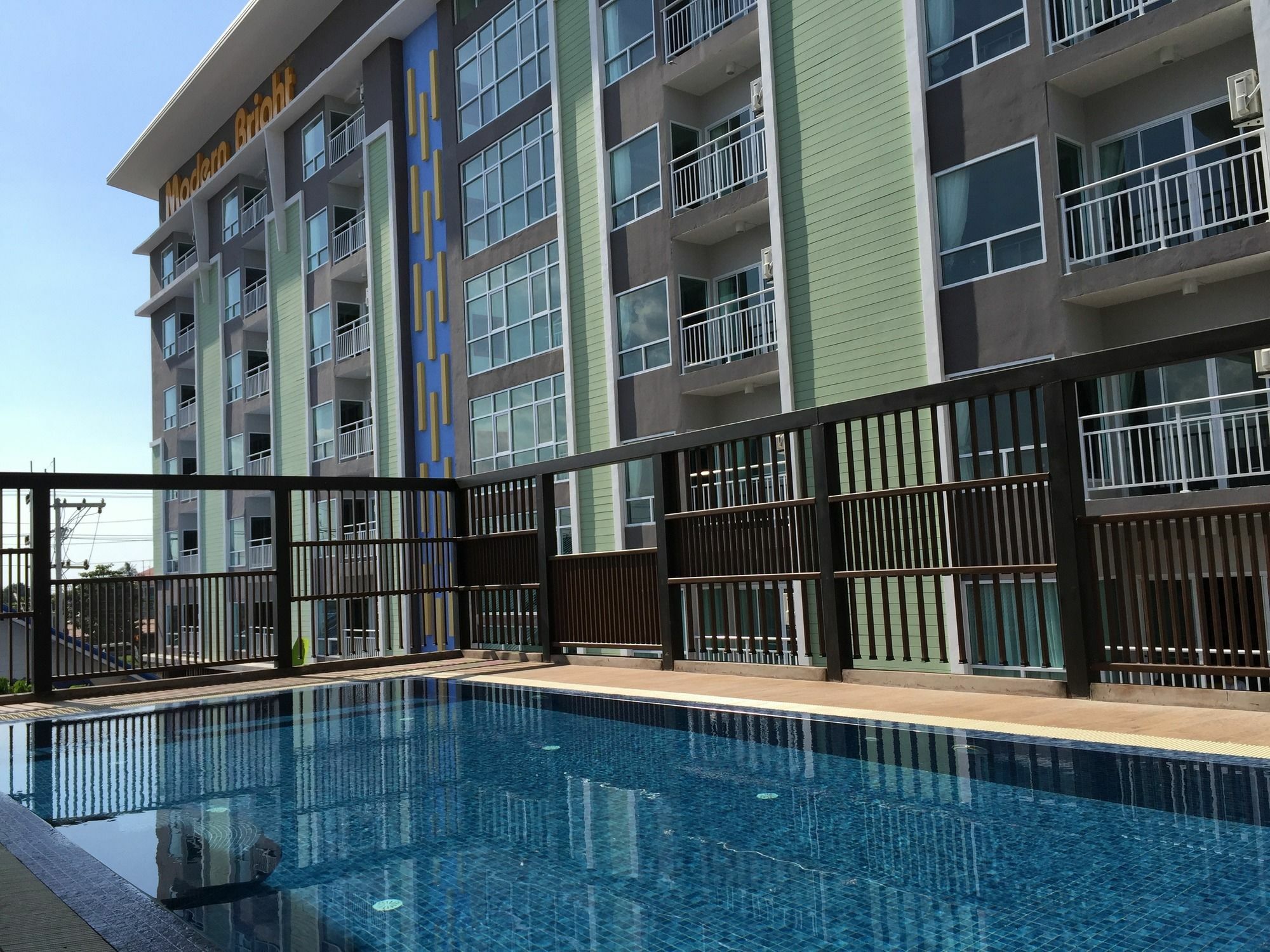 אפרטהוטל באנג לאמונג Modernbright Laemchabang מראה חיצוני תמונה